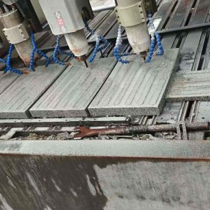 盘锦 芝麻白花岗岩荔枝面盲道雕刻