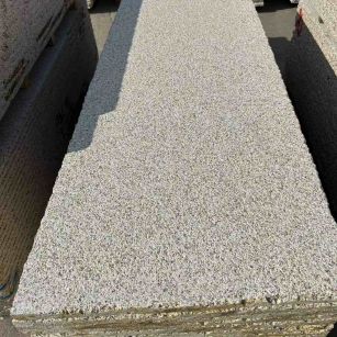 盘锦 黄金麻花岗岩荔枝面毛板，半成品