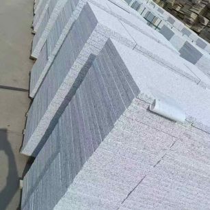 盘锦 白麻荔枝面花岗岩地铺石