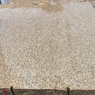 盘锦 黄金麻花岗岩石材方料