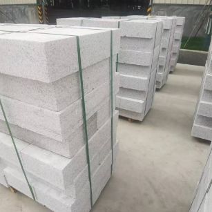 盘锦 白麻花岗岩路沿石，立缘石，平缘石，路牙石，道牙石，马路牙子等