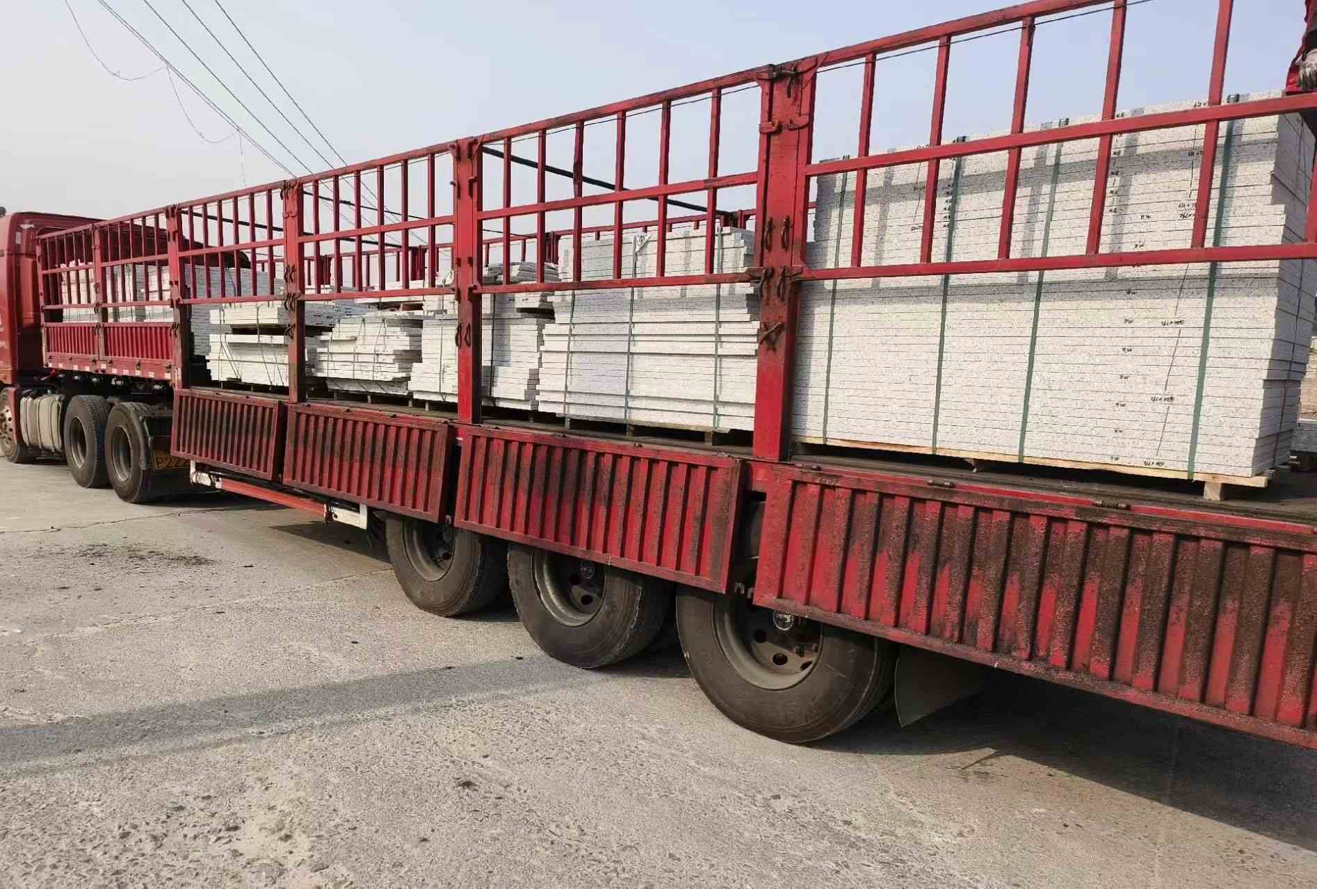 盘锦 白麻荔枝面外墙干挂，工厂装车日常