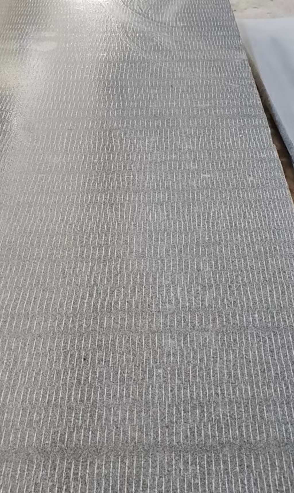 盘锦 芝麻灰花岗岩斧剁面，刀斩面