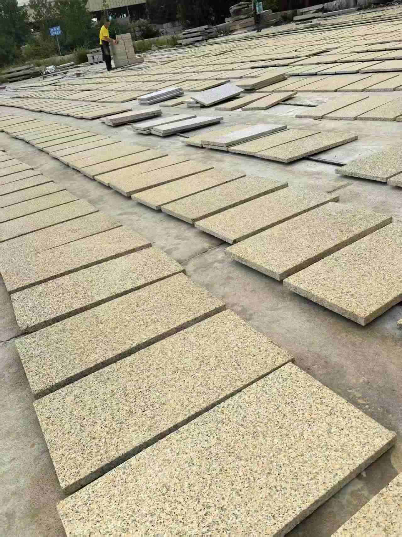 盘锦 黄金麻荔枝地铺石面排板