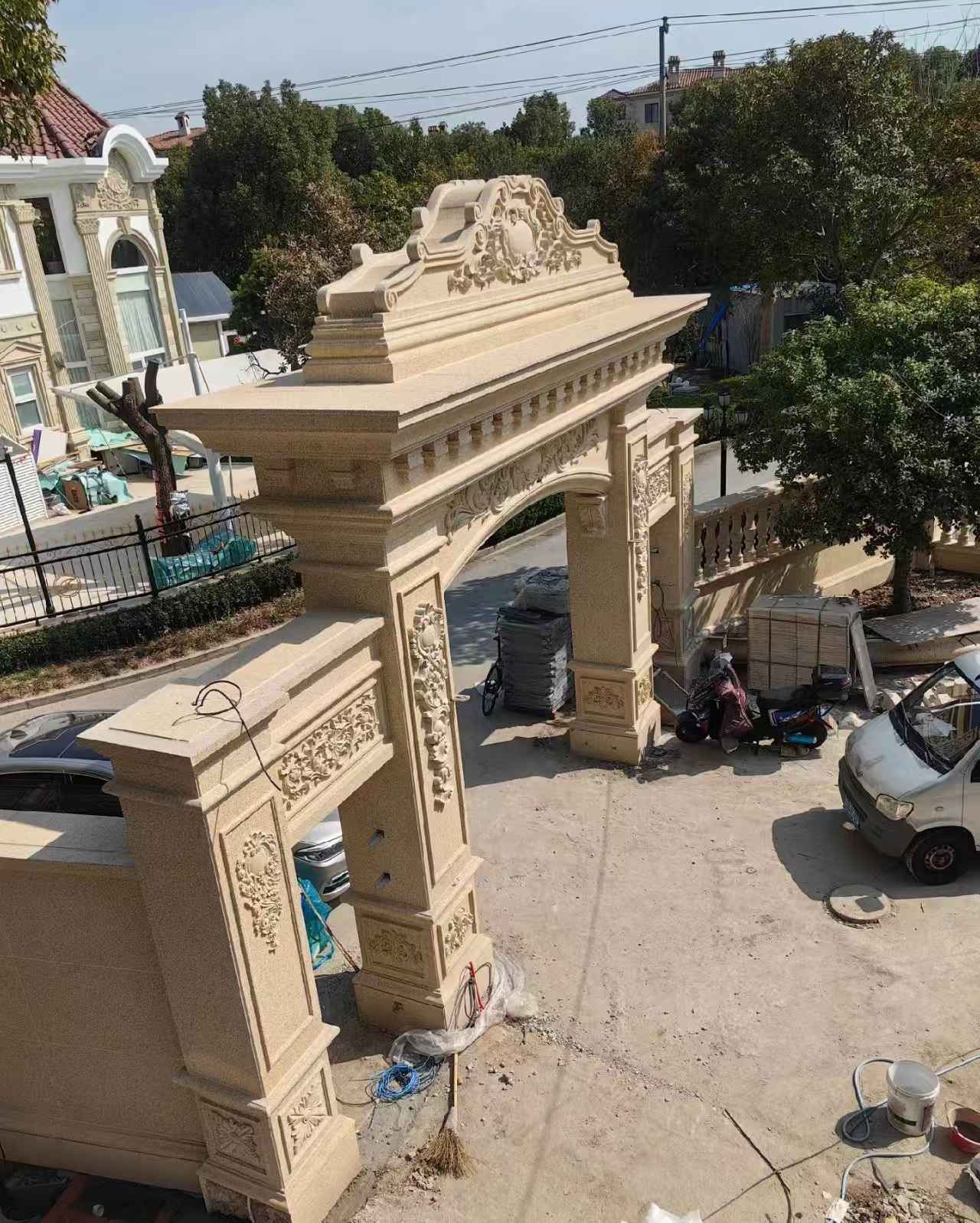 盘锦 黄金麻荔枝面花岗岩别墅门楼