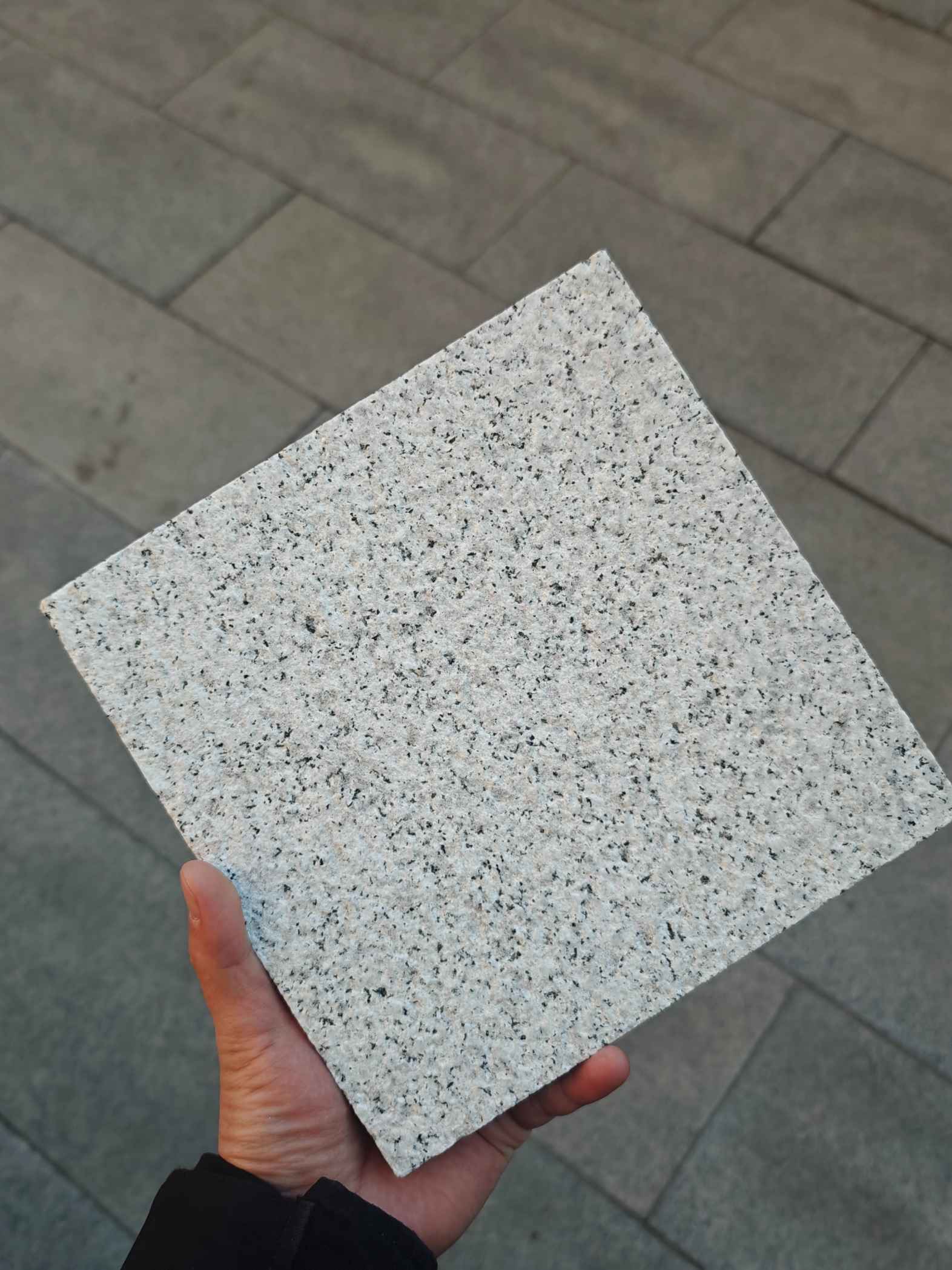 盘锦 白麻荔枝面花岗岩石材