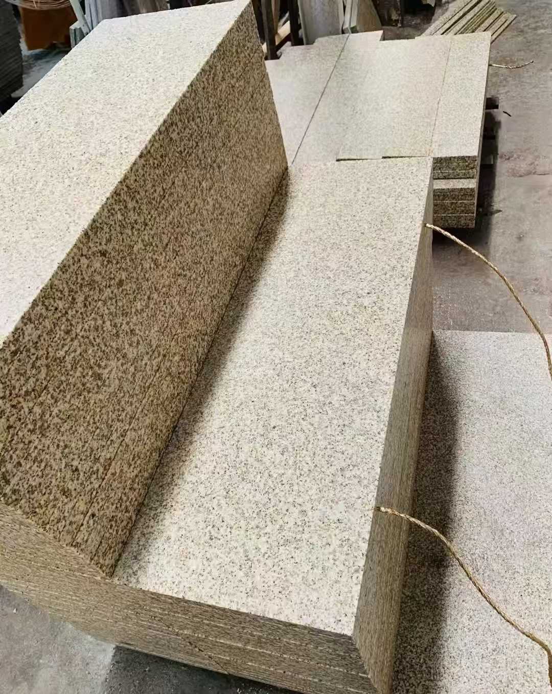 盘锦 黄金麻荔枝面外墙干挂成品