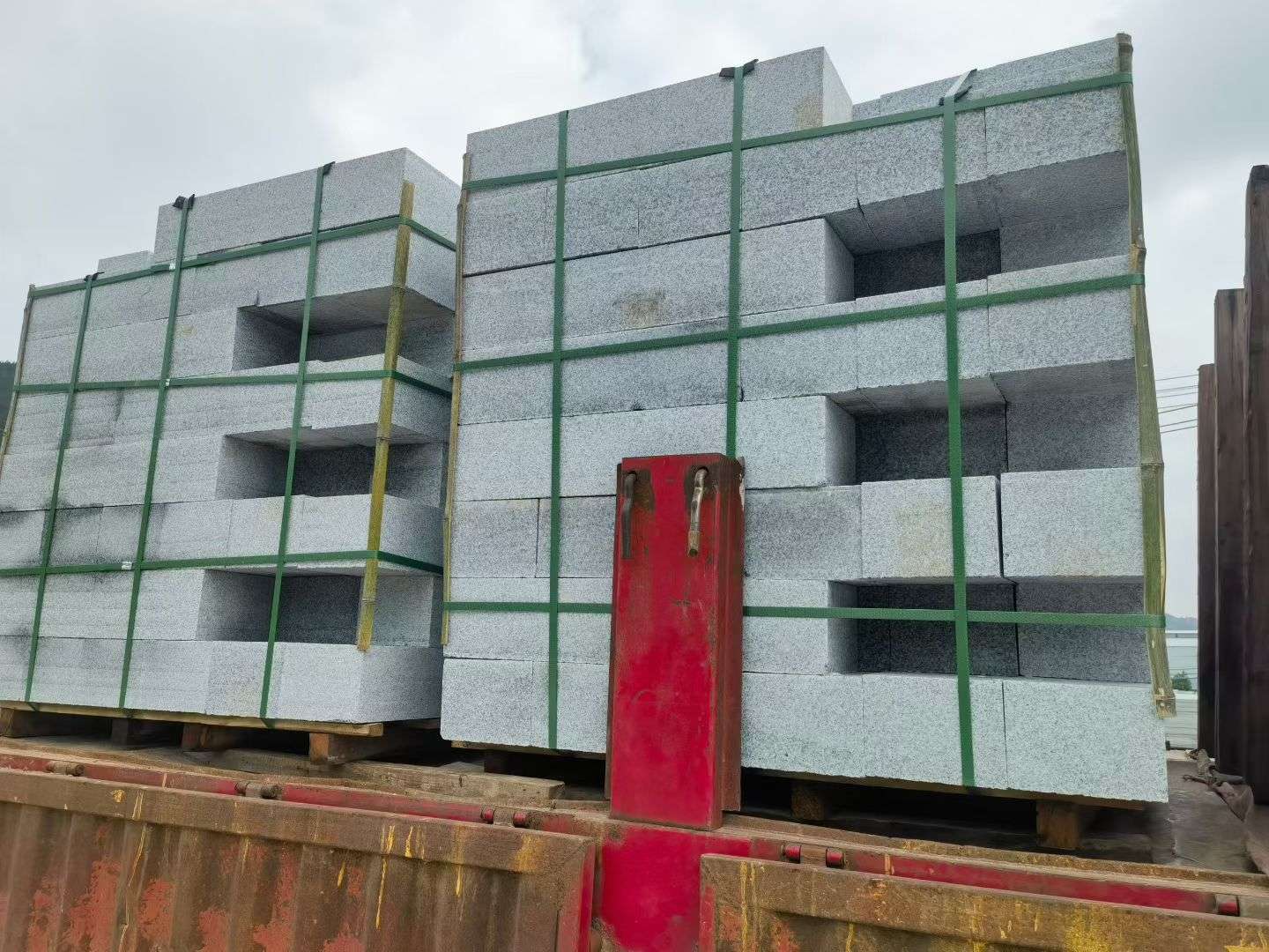 盘锦 芝麻白花岗岩路沿石，平石，路侧石，马路牙子，路缘石，立缘石，平缘石等