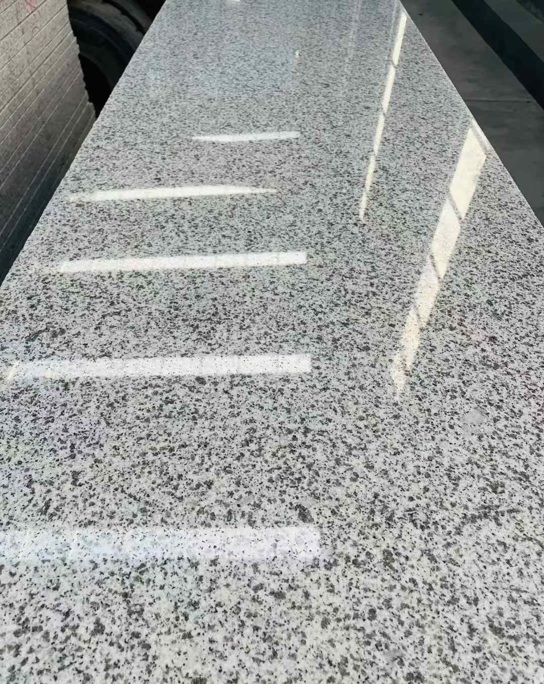 盘锦 白麻花岗岩光面毛板