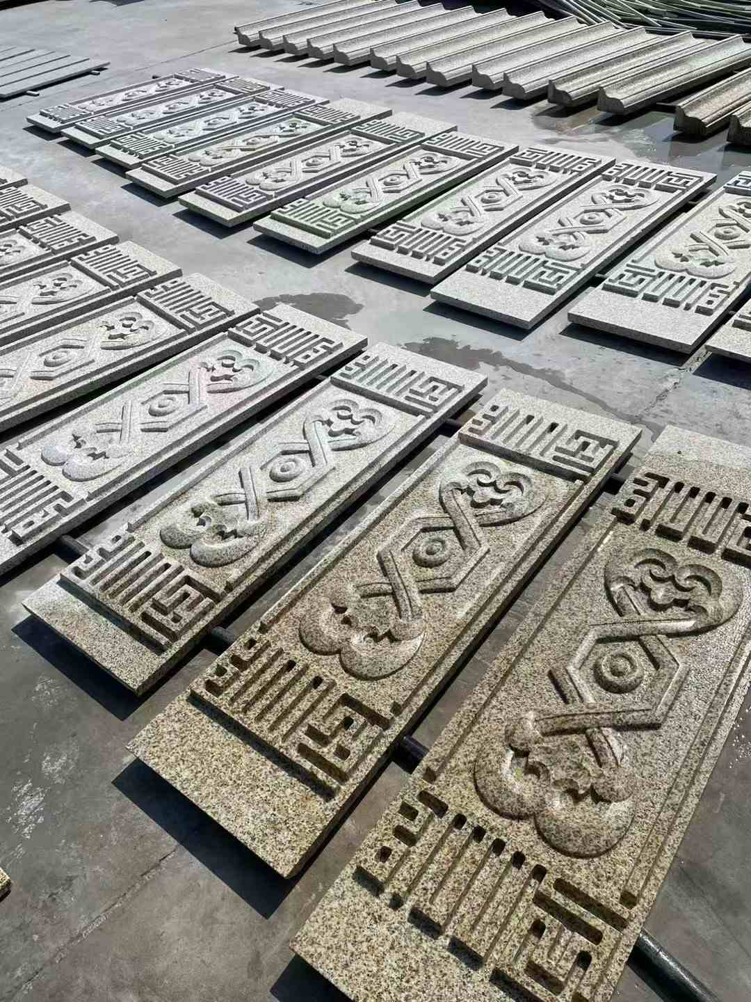 盘锦 黄金麻花岗岩外墙雕刻板