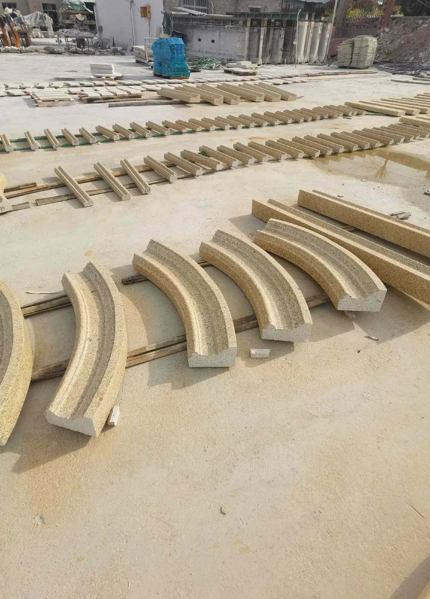 盘锦 黄金麻花岗岩别墅线条