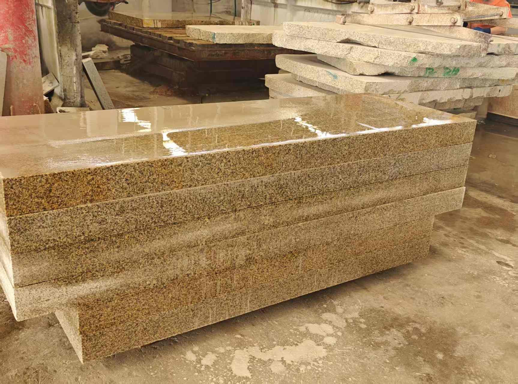 盘锦 黄金麻栏杆料半成品加工中